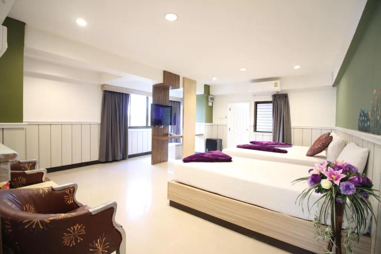 Kaya Place Bangkok Extérieur photo