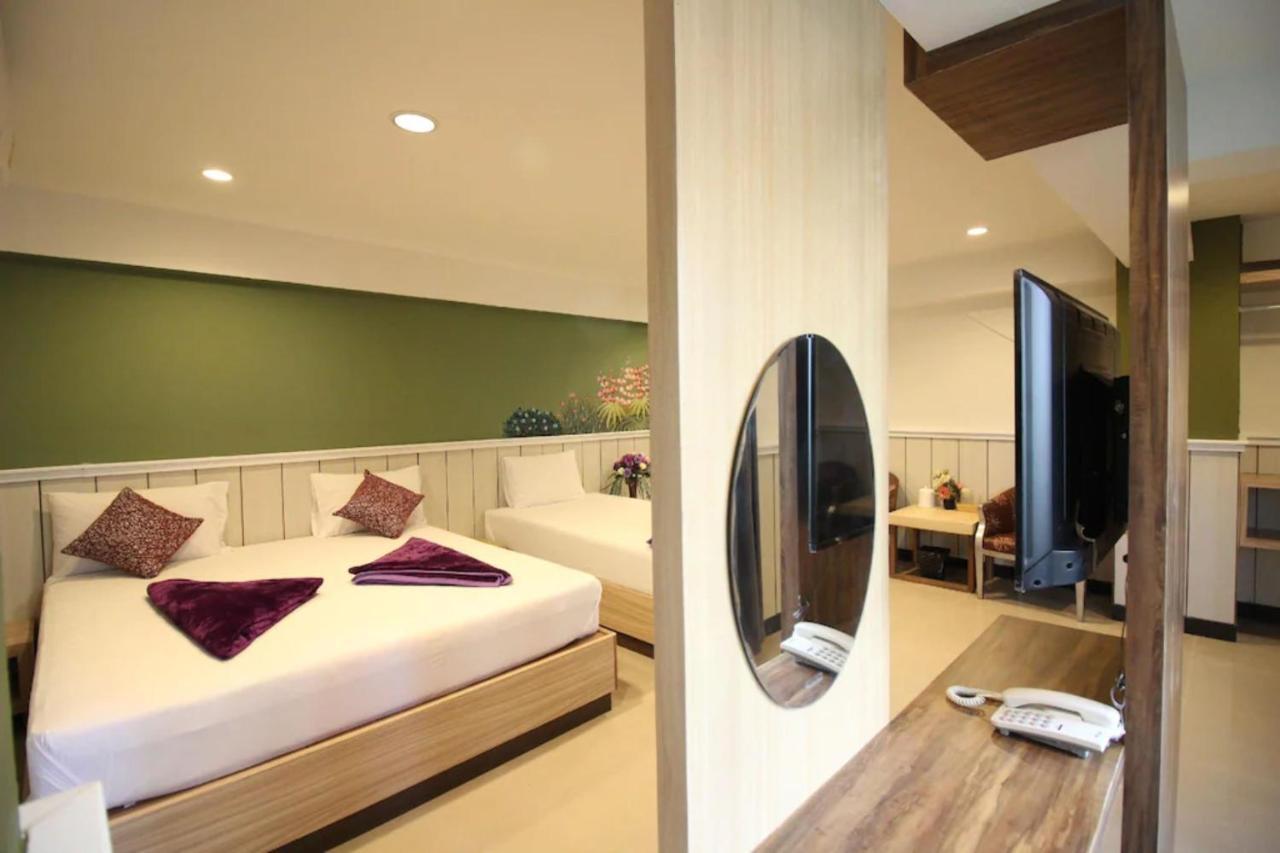 Kaya Place Bangkok Extérieur photo