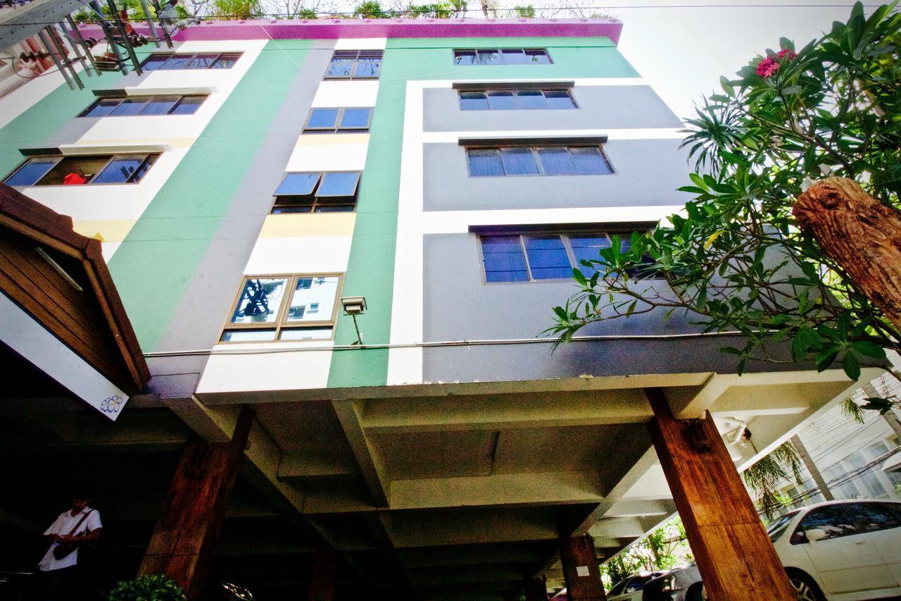 Kaya Place Bangkok Extérieur photo